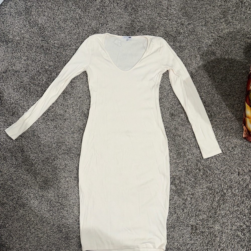 Elegant Cream Long Sleeve Dress